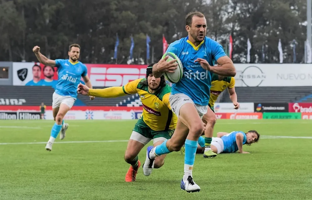 Mieres fue la gran figura al apoyar tres tries
