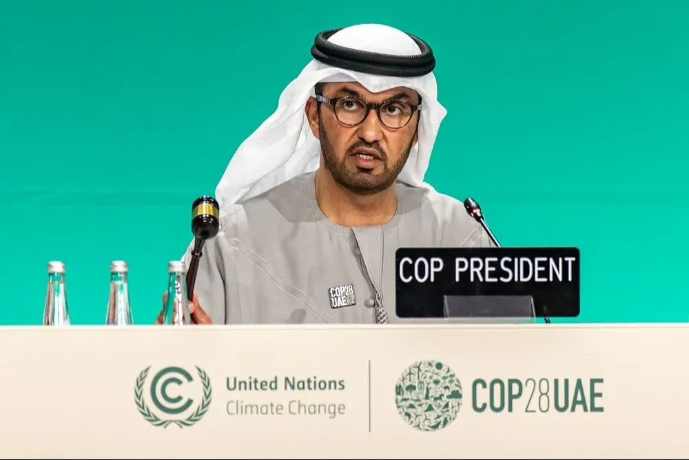 El presidente de la COP28, Sultan al Jabar, dijo que la alianza debe trabajar en una “hoja de ruta” para alcanzar el objetivo de 1.5° C fijado en París en 2015.