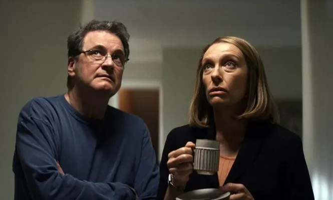 Colin Firth y Toni Collette en The Staircase
