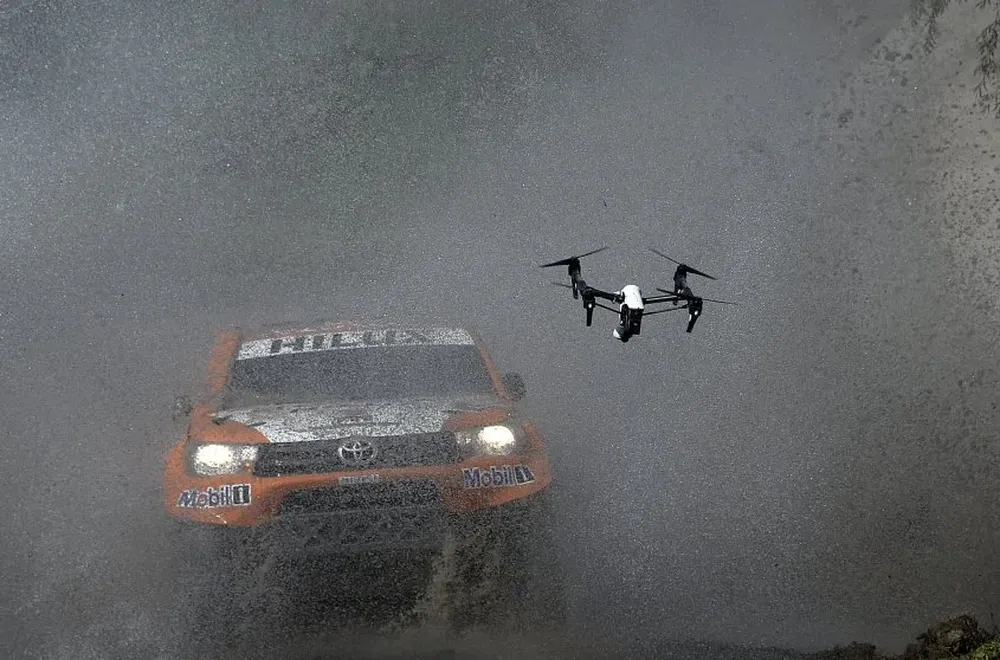 El mal tiempo ya comenzó a conspirar contra el Dakar