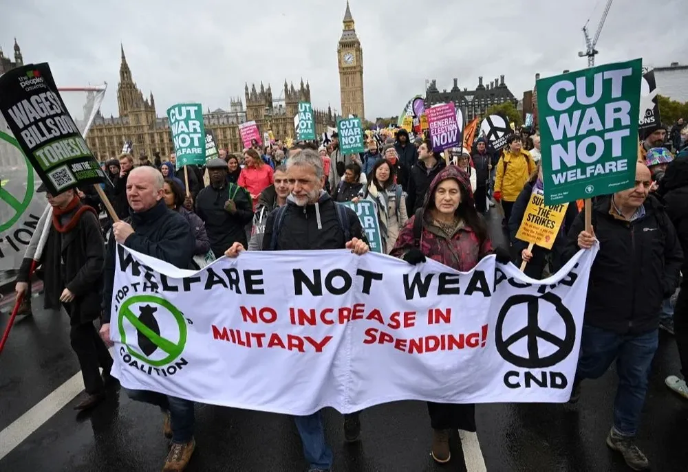 La marcha fue convocada bajo la consigna “Gran Bretaña está rota” y fue organizada por la Asamblea Popular contra la Austeridad.