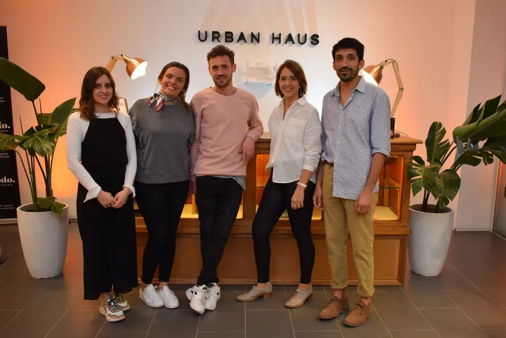 Michaela Faroppa, Adriana Rodríguez, Ignacio Gentini, Adriana Prado y Nicolás Labraga