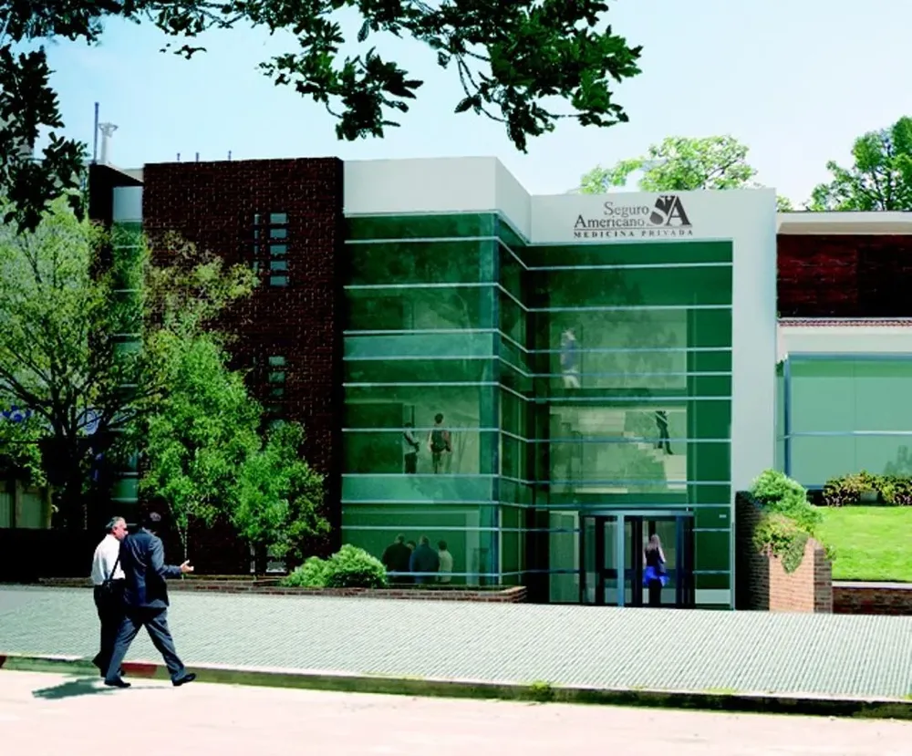 Proyección original del policlinico, al que luego se le agregó dos plantas más