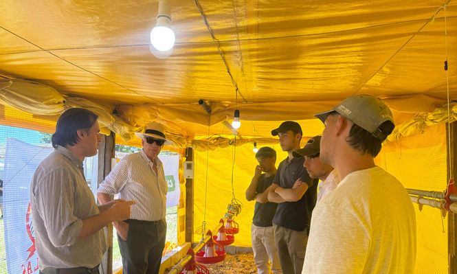 Adrián Peña es el nombre de las instalaciones inauguradas en la escuela agraria de San Ramón.