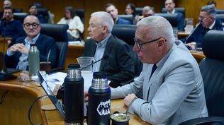 Ministro Carlos Negro asiste a la comisión de seguridad de Diputados.&nbsp;