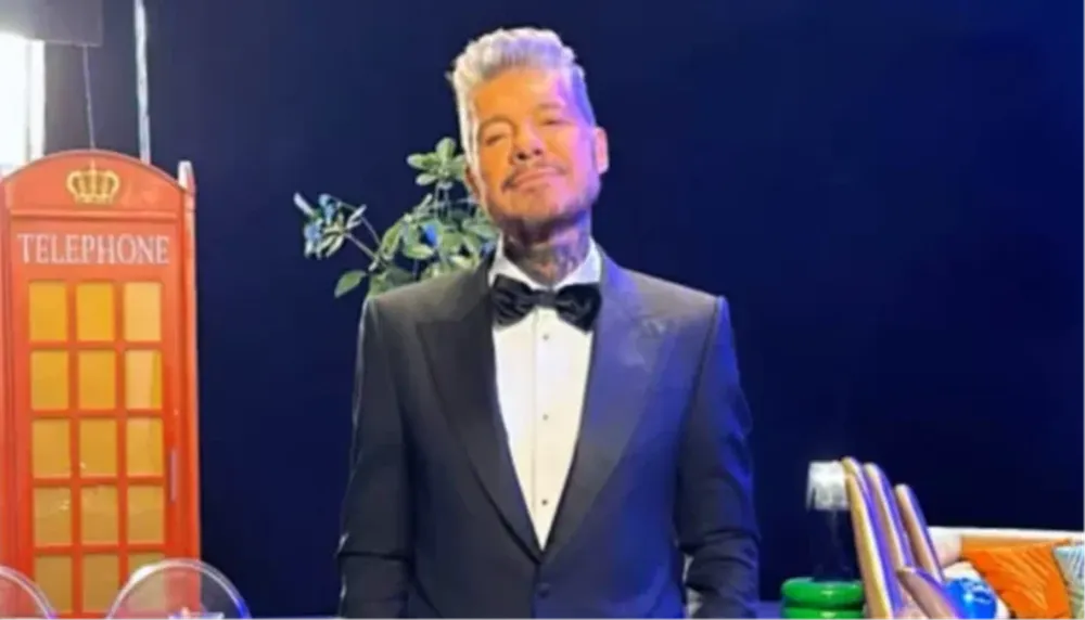 Tinelli entre fuego amigo