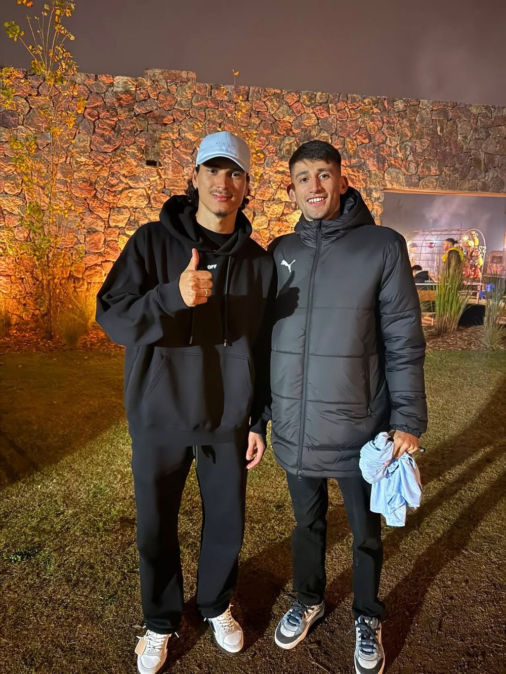 El agite de los jugadores de la selección uruguaya en la fiesta privada de despedida 