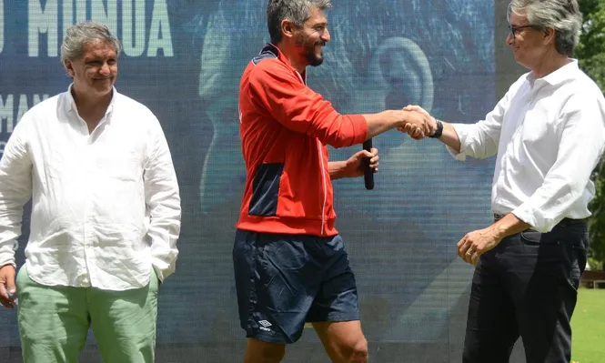 Decurnex le tiró presión a Munúa: Salir campeón es una obligación
