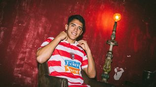 Thiago Helguera en su presentación como jugador del Sporting Braga, en 2024