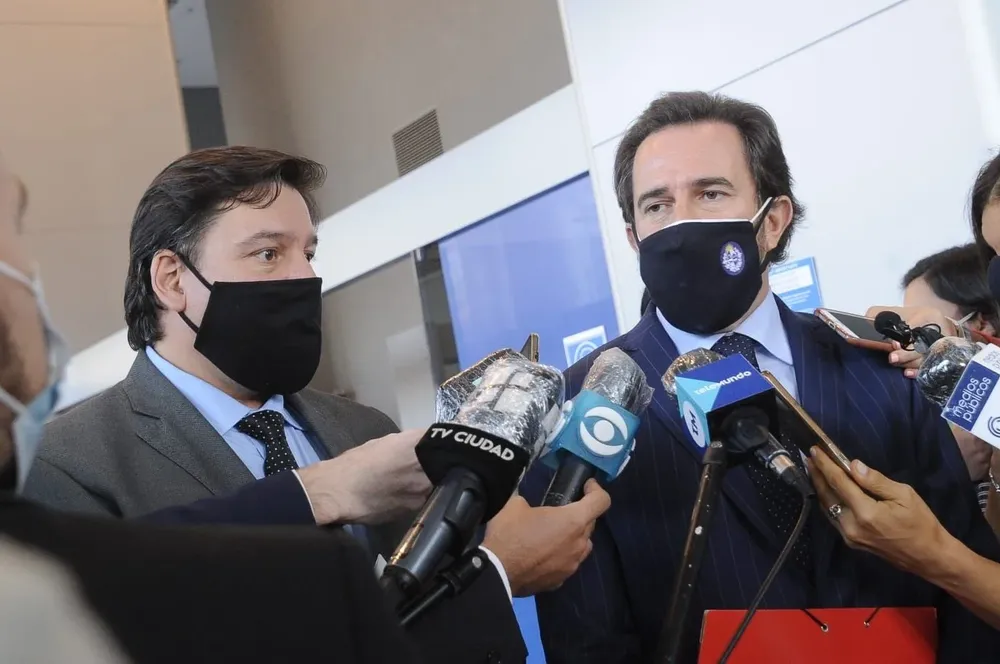 Adrián Peña y Germán Cardoso, tras reunirse con el presidente Luis Lacalle Pou