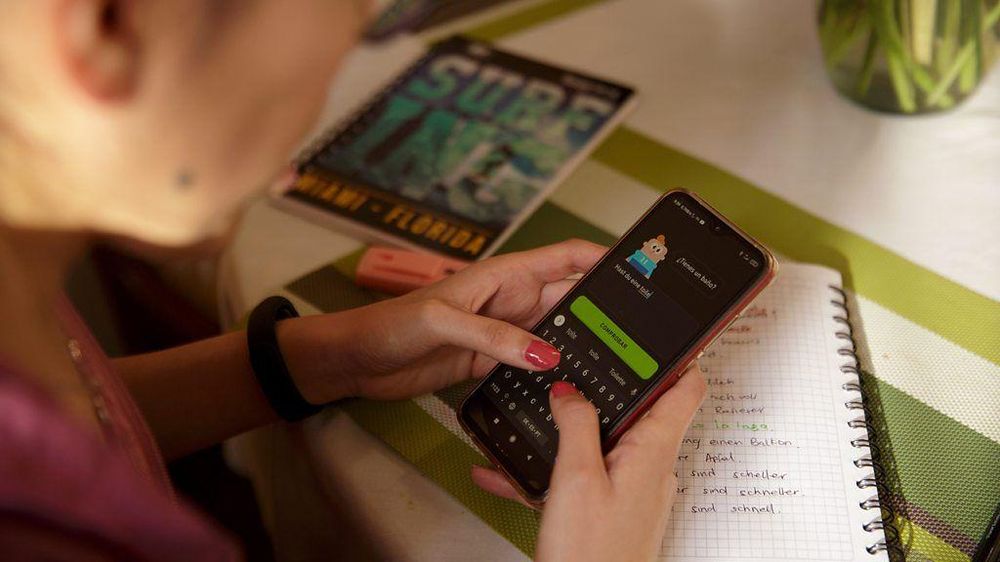 34 millones de personas en todo el mundo usan Duolingo todos los días y la mitad de ellos lo hace para aprender inglés.