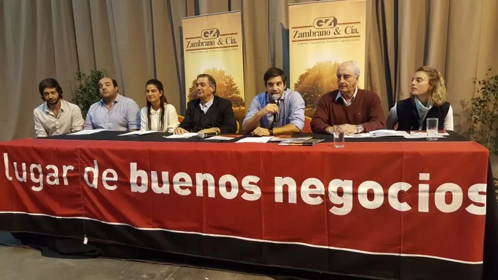 Integrantes de Zambrano & Cía y de La Constancia presentaron los detalles del remate