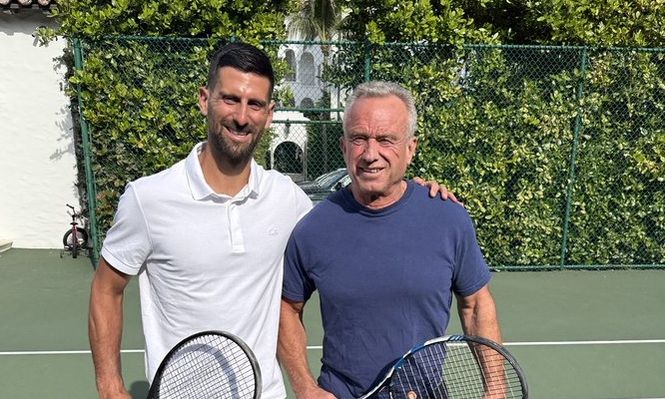 Vacunas en duda, papas fritas y tenis con Djokovic: los primeros pasos de Kennedy como secretario de Salud