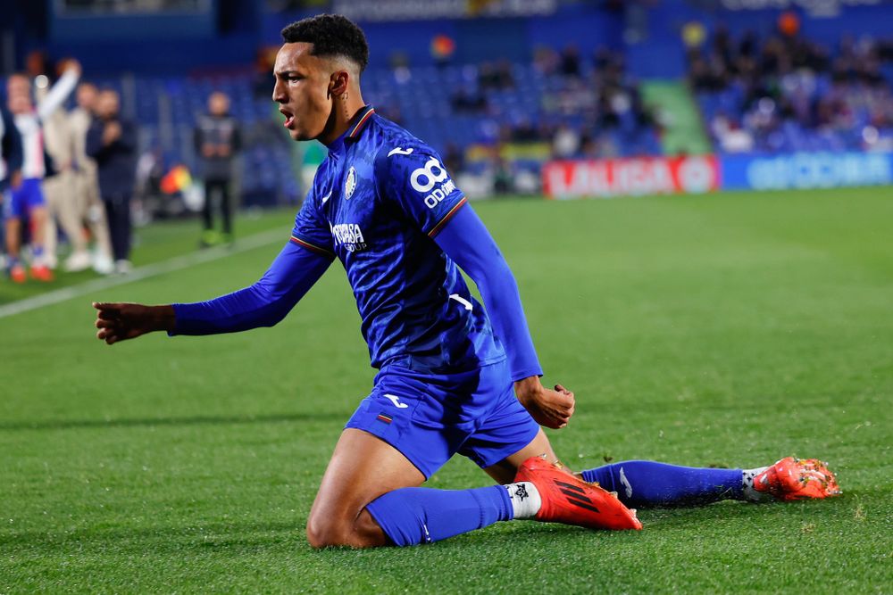 El festejo de gol del Toro Rodríguez