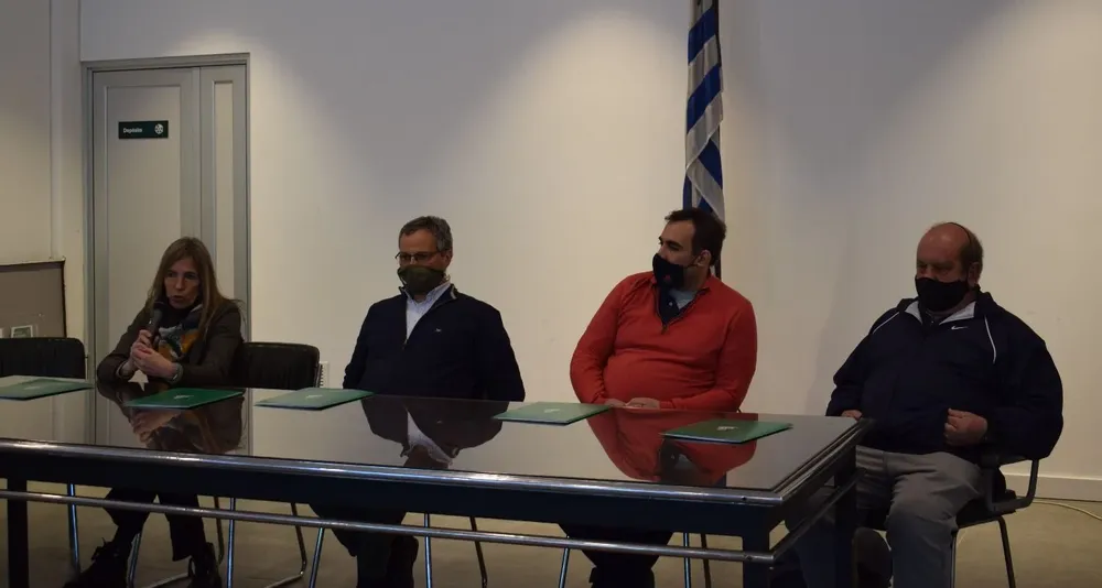 Adriana Zumarán, Daniel Garín, Ariel López y Remo Di Leonardi.