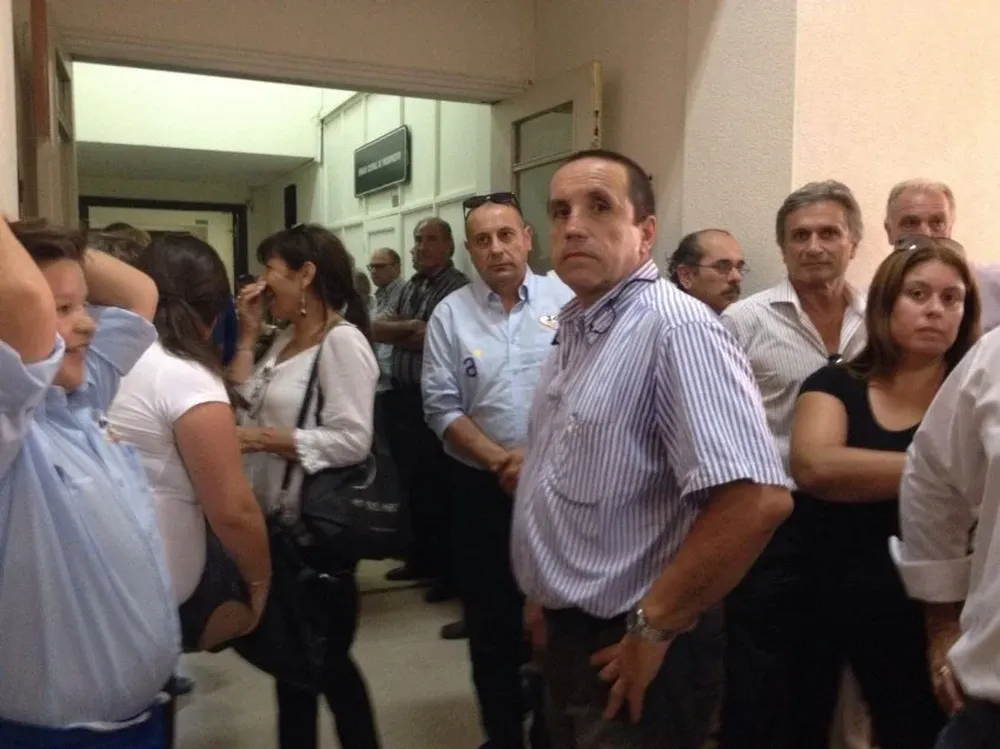 Los taxistas se concentraron en el Congreso de Intendentes.
