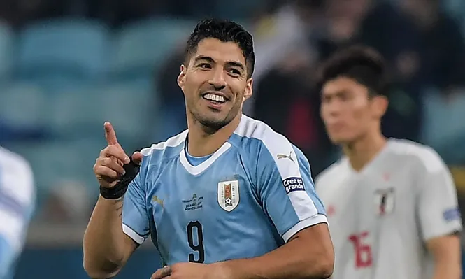 Suárez en el estadio de Gremio ante Japón en la CA 2019