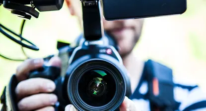 se presento a concurso la jolla films, elegida productora del ano en la campana de oro