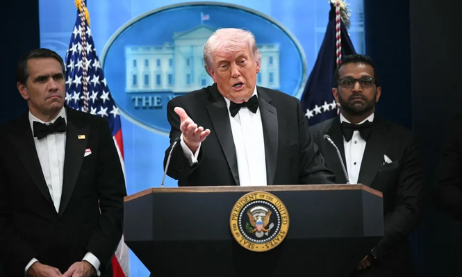 Milei se solidarizó con Trump tras disparos en la cena con periodistas en Washington
