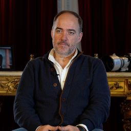 Gastón Britos tomó la foto que se convirtió en el retrato oficial de Luis Lacalle Pou