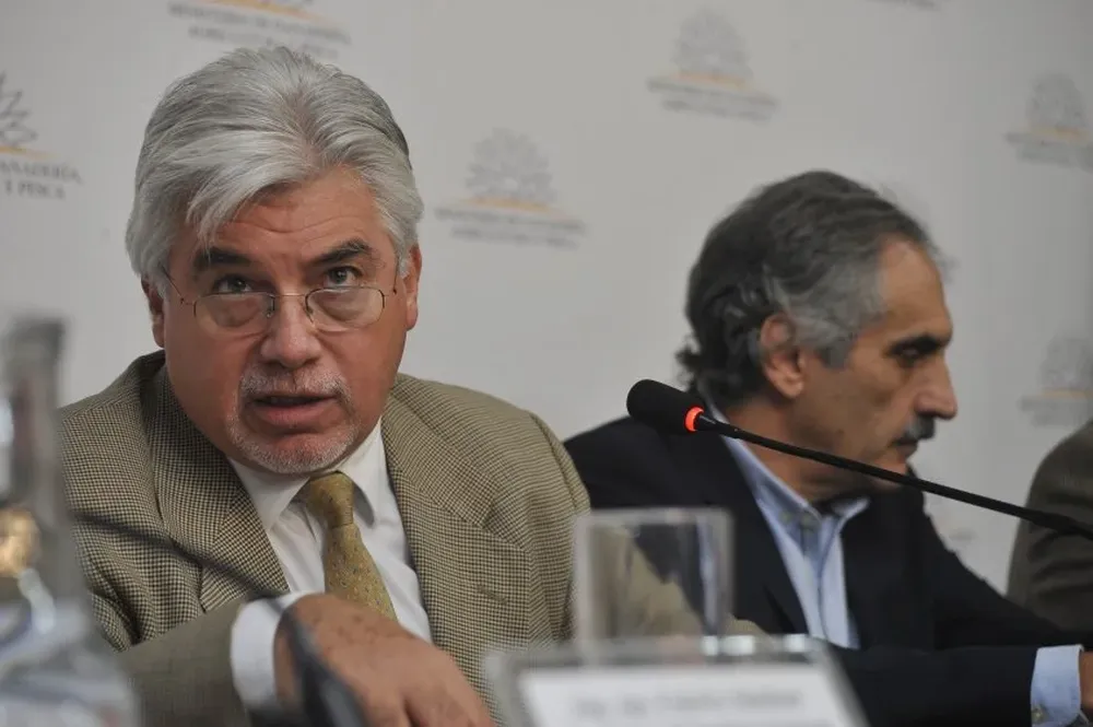 Aguerre explicó las medidas adoptadas por Uruguay por la carne brasileña