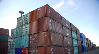 Puerto de Fray Bentos incorpora contenedores