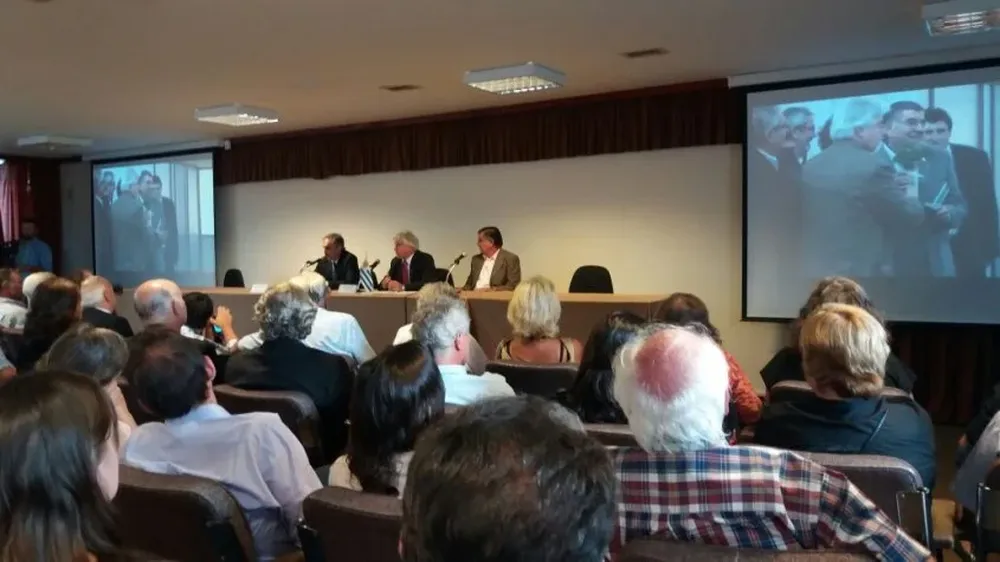 Una nutrida concurrencia asistió al reconocimiento a Francisco Muzio que se retiró dell MGAP