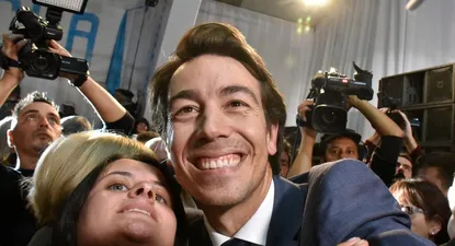 la imagen de que sartori no sabe es una estrategia, segun su jefe de campana