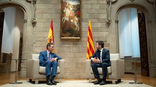 El presidente del Gobierno, Pedro Sánchez (i), y el president de la Generalitat de Catalunya, Pere Aragonès.