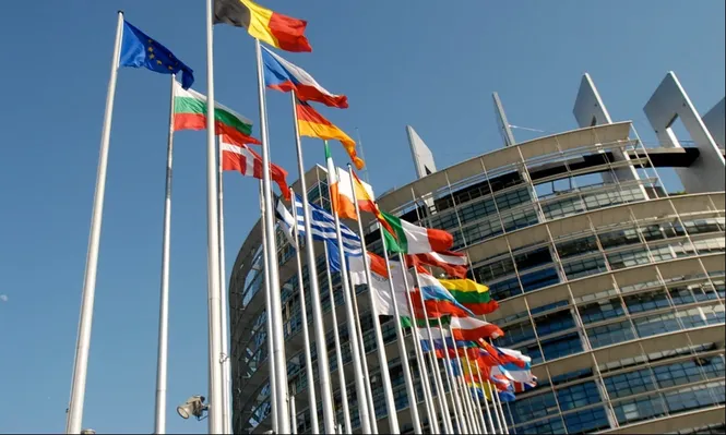 La legislación sobre la libertad periodística fue acordada por los eurodiputados y los 27 países miembros de la UE.