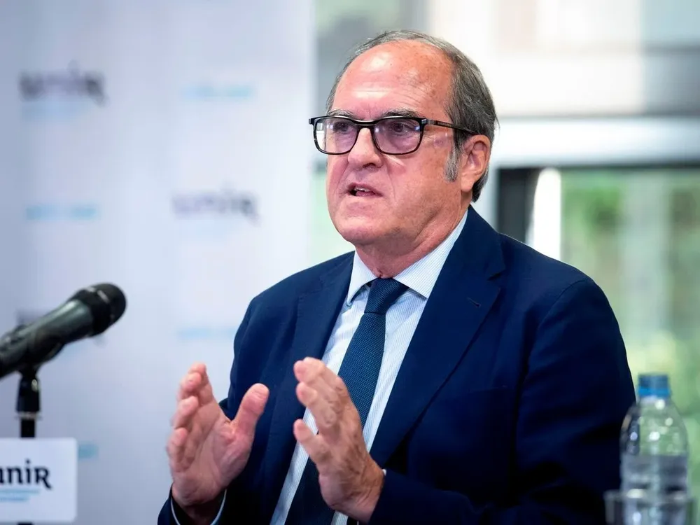 Hay gente que se ha suicidado, gente que no ha recompuesto su vida jamás, dijo el Defensor del Pueblo, Ángel Gabilondo.