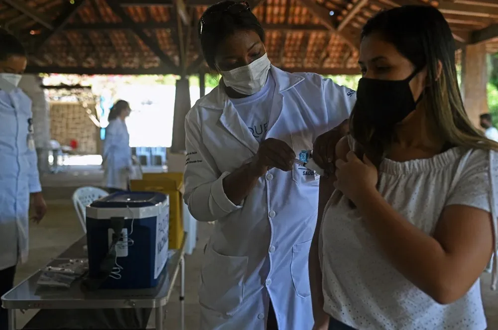 Del estudio no podrán participar ni embarazadas ni personas con comorbilidades