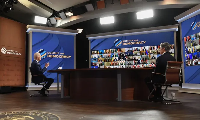 Joe Biden en la Cumbre por la Democracia, foro virtual que participaron más de 100 países