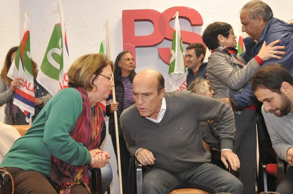 Archivo de campaña, Daniel Martínez en la sede del Partido Socialista