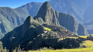 Al menos un muerto y decenas de heridos en un choque de trenes en Machu Picchu