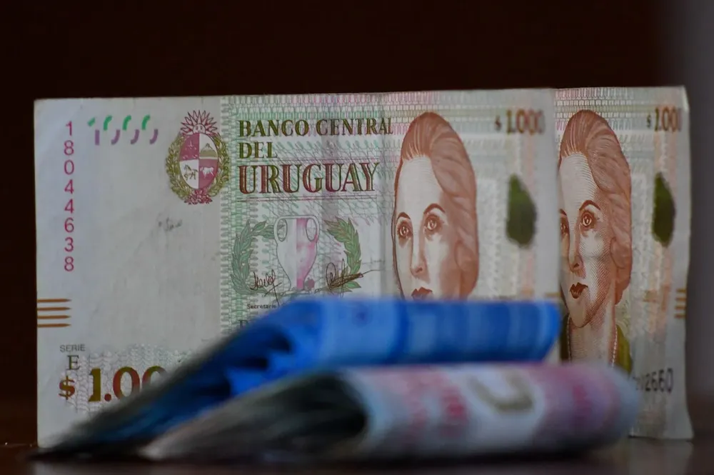 Salario de trabajadores.