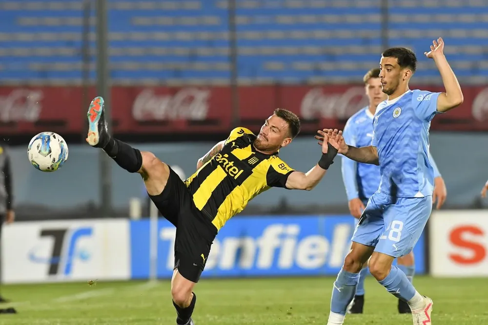 Peñarol vs City Torque, el año pasado