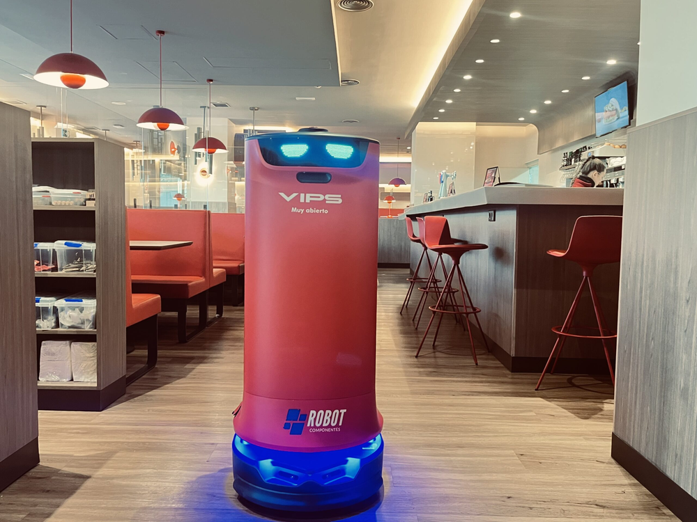 Charly, el robot camarero de la cadena Vips.