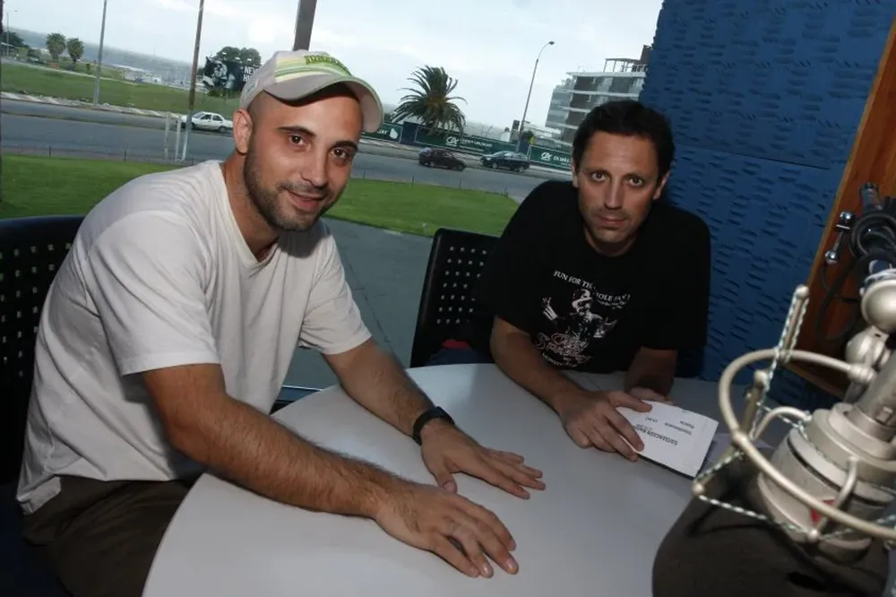 Salvador banchero y Gonzalo Cammarota, conductores de Justicia Infinita