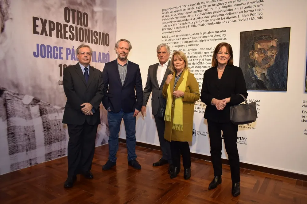 Enrique Aguerre, Manuel Neves, Alberto Pereira Bunster, Gabriela y Monica Paez