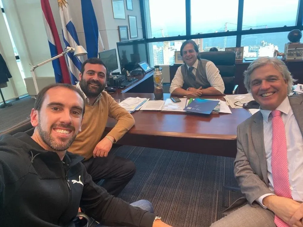 La reunión en la Torre Ejecutiva.