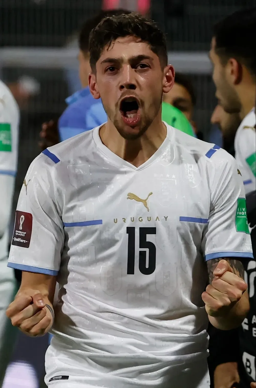 Federico Valverde celebra su gol ante Chile en Santiago