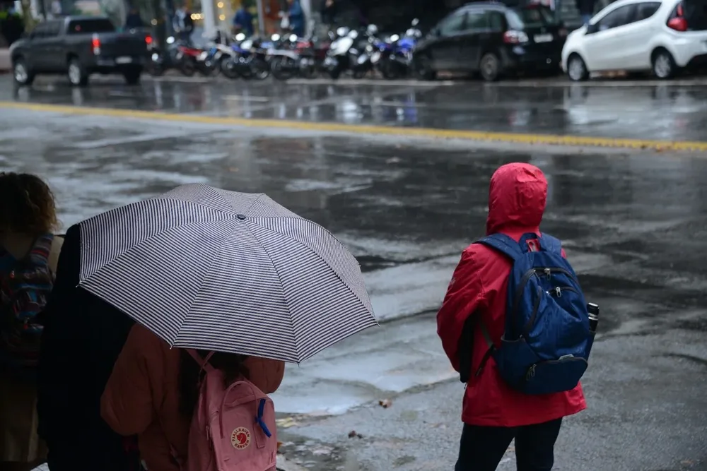 Si pueden, quédense en casa, dijo el director del Sinae, Sergio Rico
