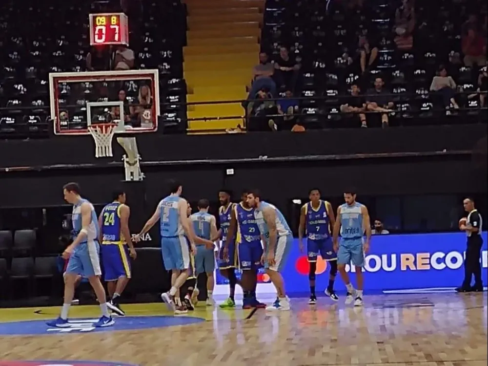 Con una gran actuación de Bruno Fitipaldo, Uruguay derrotó en el debut a Colombia por las Eliminatorias al Mundial 2023