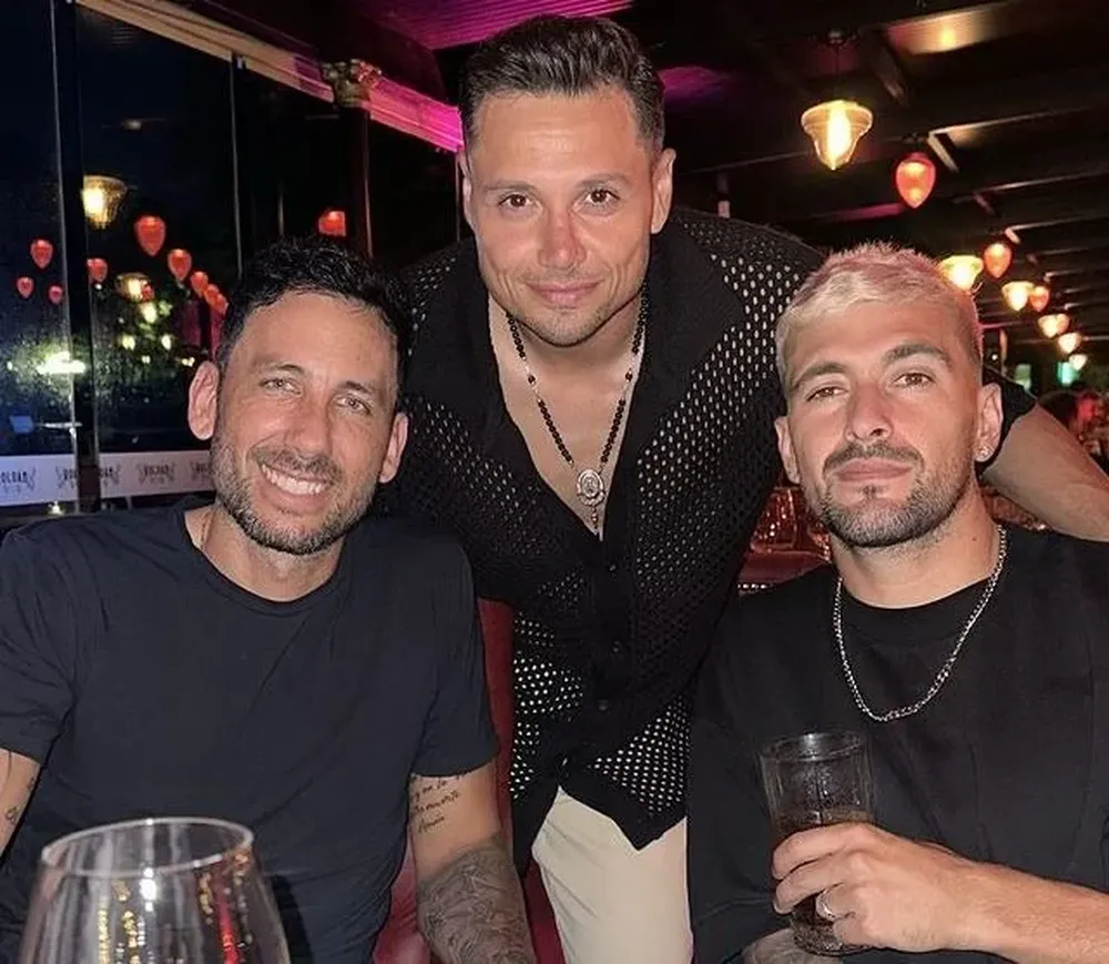 Ariel Cabral, Mauro Zárate y Giorgian de Arrascaeta