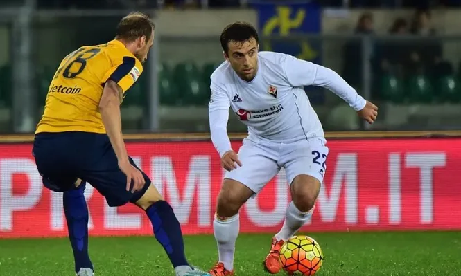 Excompañero de Forlán dio positivo en control antidopaje