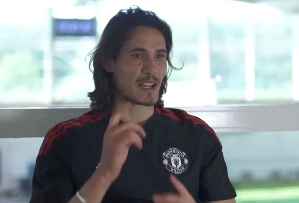 Edinson Cavani contestó las preguntas de los hinchas de Manchester United de distintos países del mundo