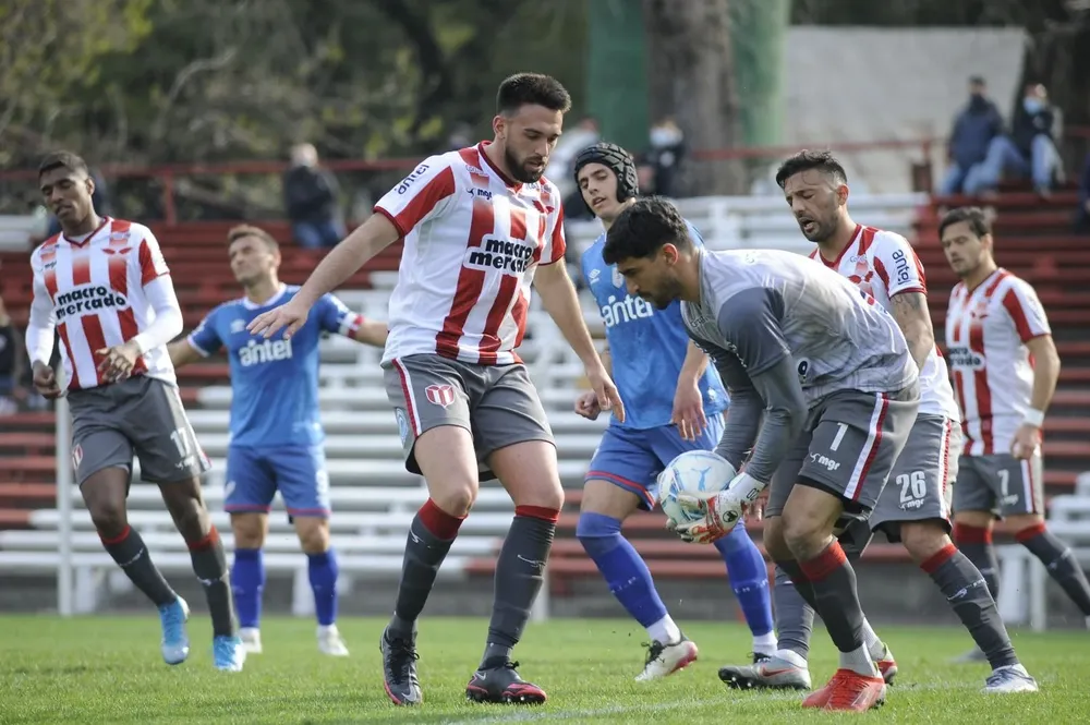 River y Nacional pueden salir del Saroldi por temas externos