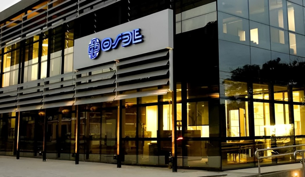 El Gobierno acusa a prepagas por cartelización y denuncia irregularidades en un hospital público