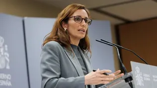 La ministra de Sanidad, Mónica Garcia, en la rueda de prensa de este viernes en la que anunció la luz verde al Plan Integral de Prevención y Control del Tabaquismo